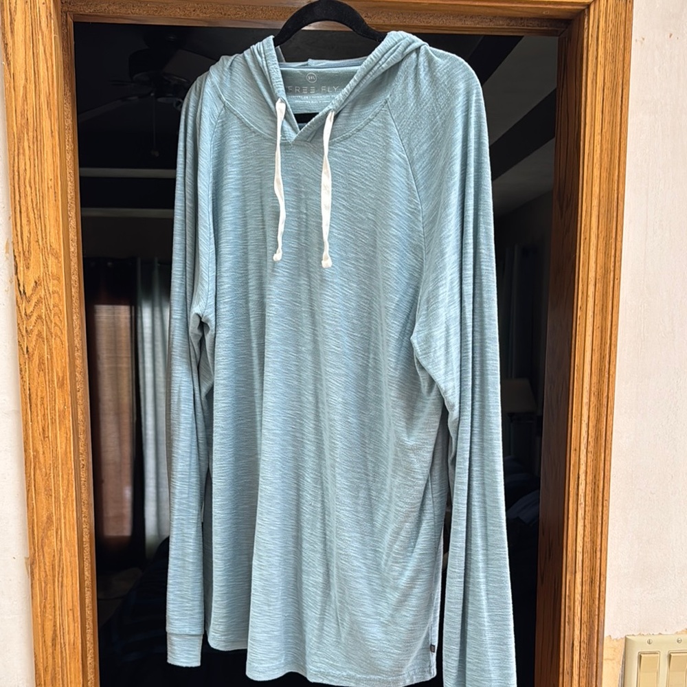 Free Fly Apparel Blue Hoodie Sweatshirt Lightweight Relaxed Fit
